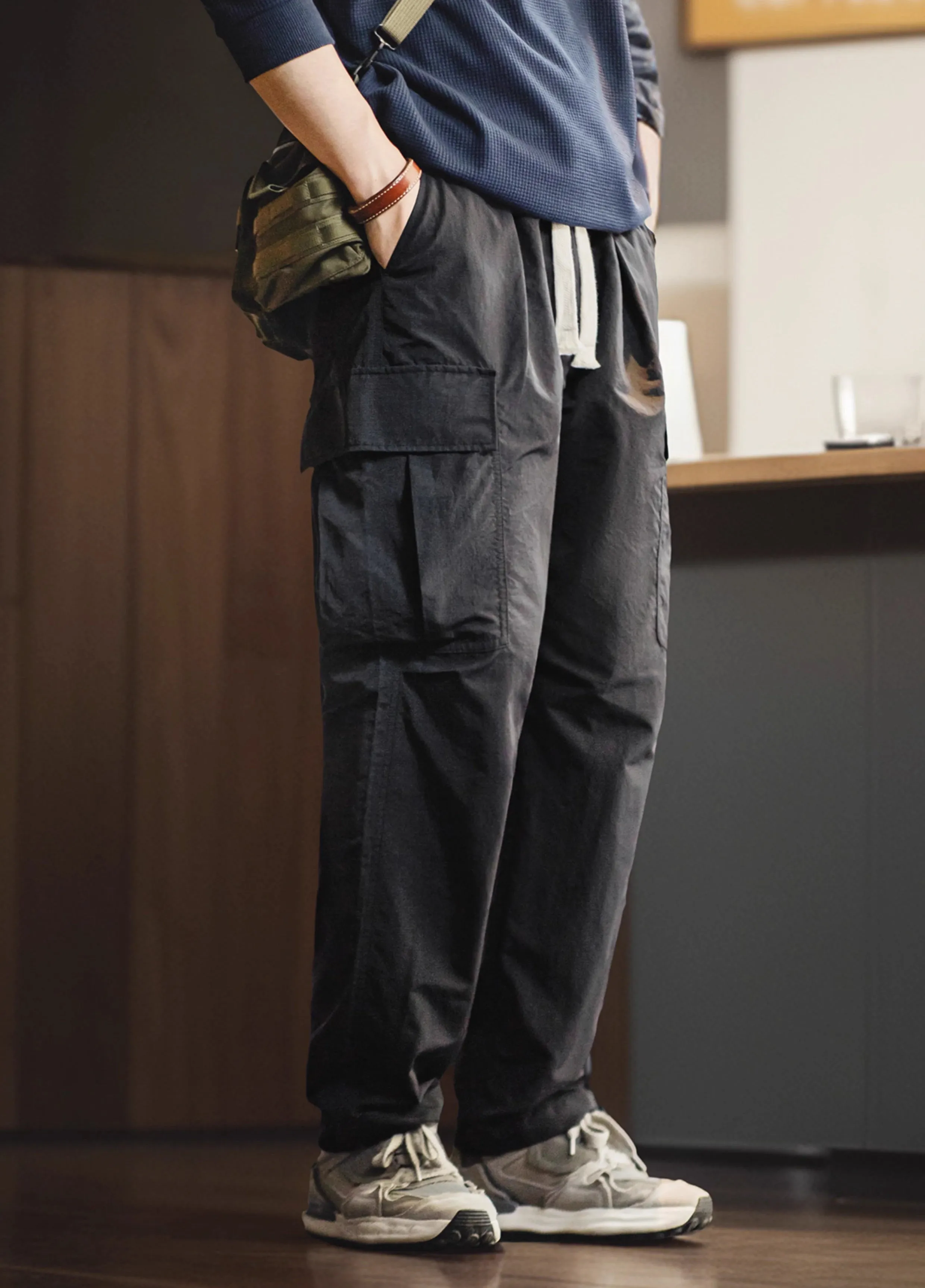 American Retro Multi-Pocket Waterproof Loose Men's Trousers