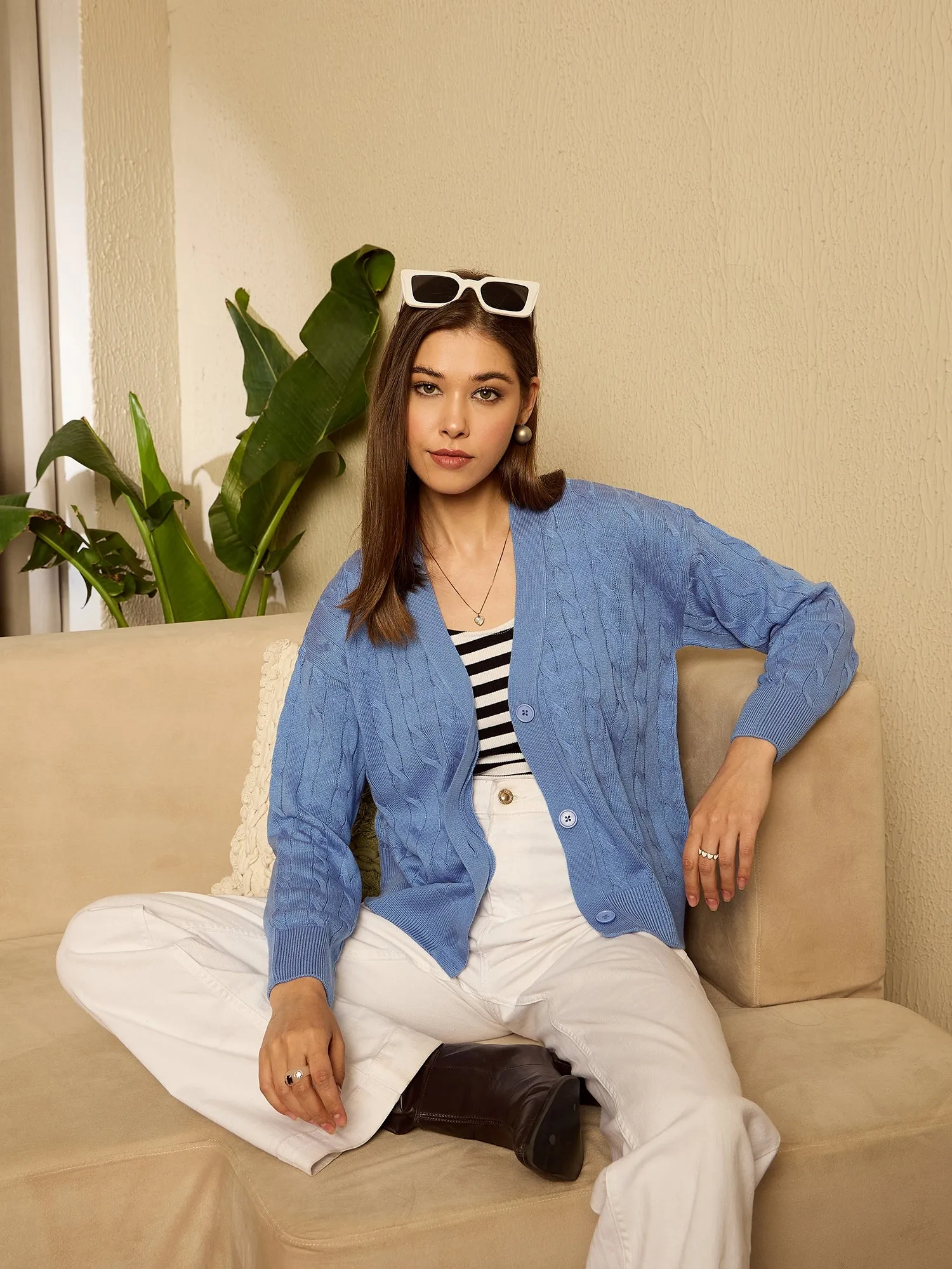 Berrylush Women Blue Solid V-Neck Full Sleeve Front Open Regular Cardigan