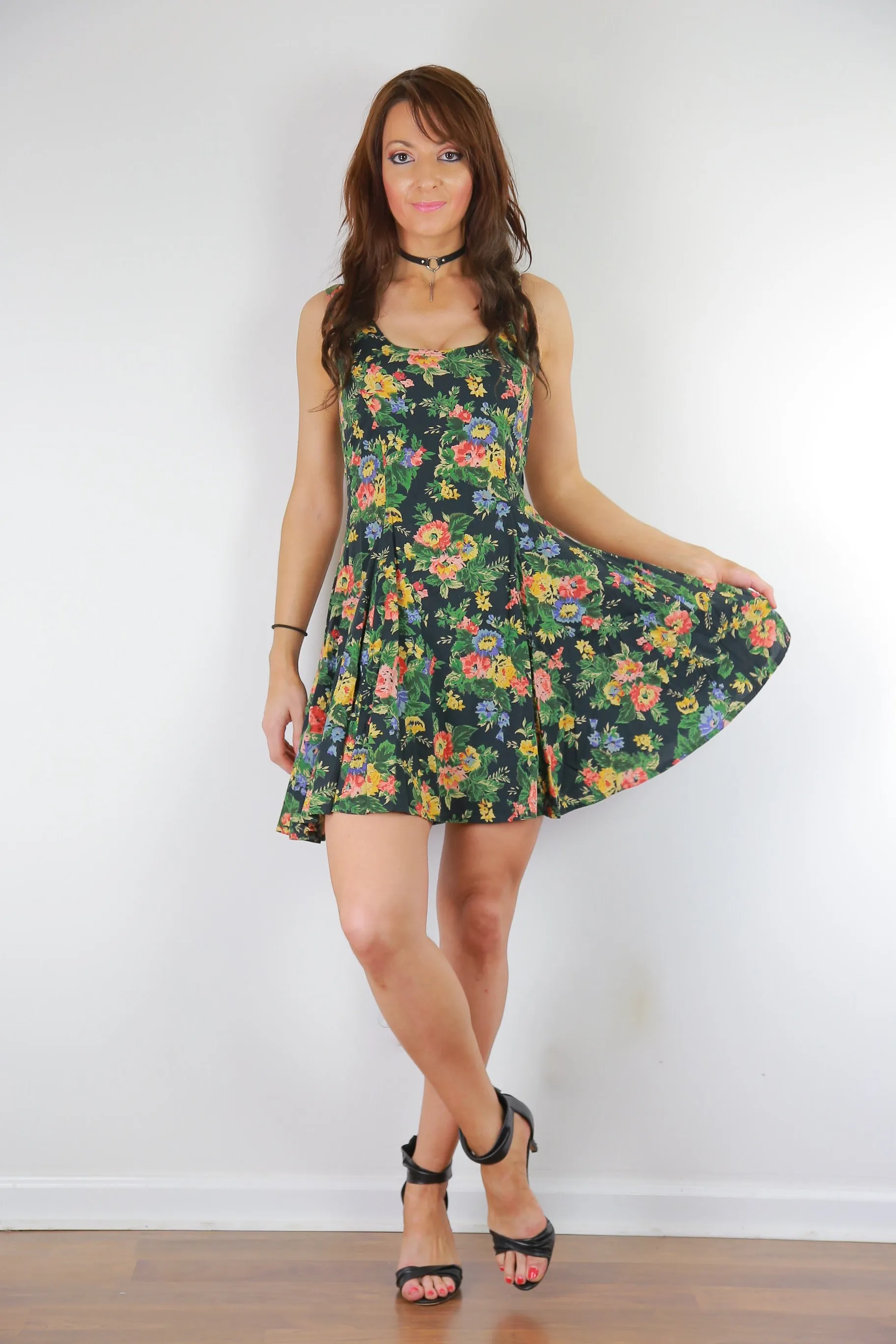 Vintage 90s grunge green floral skater dress sleeveless mini dress